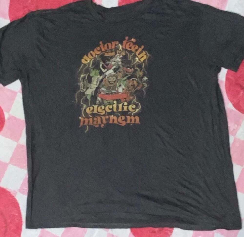 Disney The Muppets Doctor Teeth and the Electric Mayhem‎ Retro Poster T-Shirt
